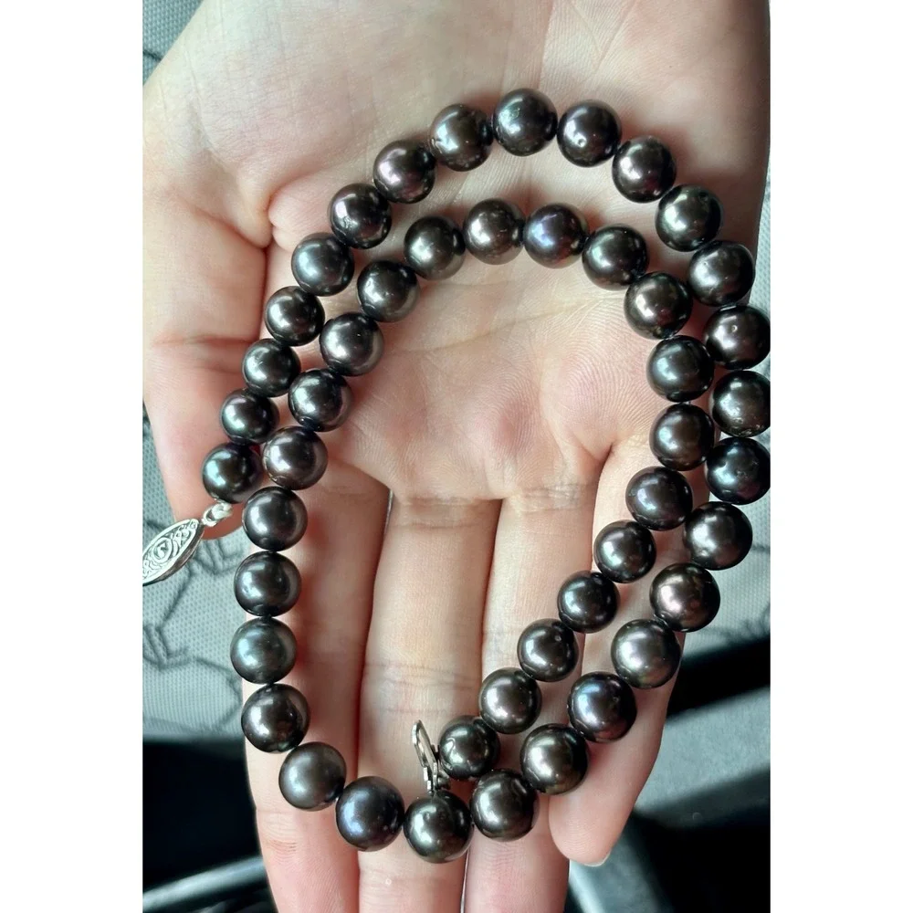 TahitiaBlack Pearl Strand Necklace Hand Knotted Iridescent Filigree Clasp